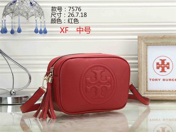 tbtoryburch shoulder bag women sale discount quality metis handbag genuine leather handle brand designer floral letters ch, Red;black
tbtoryburch shoulder bag women sale discount quality metis handbag genuine leather handle brand designer floral letters ch, Red;black