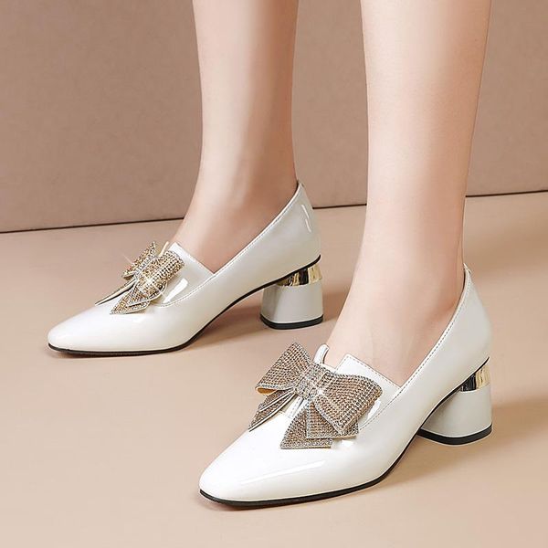 dress shoes 2021 women bow high heels lady autumn fashion chunky party pu leather pumps designer crystal oxford mujer zapatos, Black
dress shoes 2021 women bow high heels lady autumn fashion chunky party pu leather pumps designer crystal oxford mujer zapatos, Black