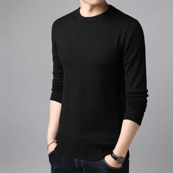autumn and winter men's solid color thin round neck bottomed fashion trend small sweater, White;black
autumn and winter men's solid color thin round neck bottomed fashion trend small sweater, White;black