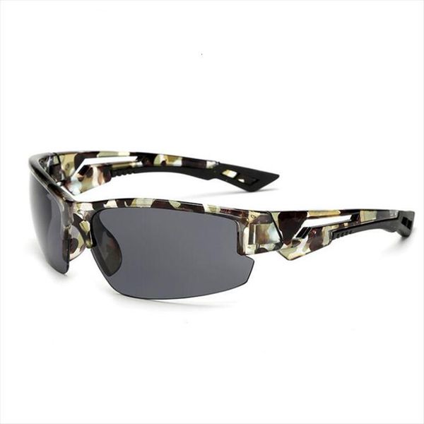 fashion camo sunglasses men women sport fishing driving sun glasses brand designer camouflage frame de sol, White;black
fashion camo sunglasses men women sport fishing driving sun glasses brand designer camouflage frame de sol, White;black