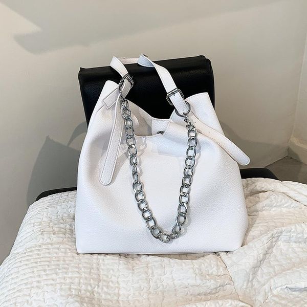 evening bags simple large-capacity bag female 2021 western fashion messenger chain shoulder bucket
evening bags simple large-capacity bag female 2021 western fashion messenger chain shoulder bucket