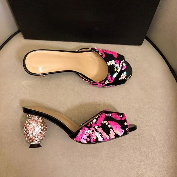 slippers sandals women crystal sequins flowers decor diamond high heels 2021 rhinestone dress for ladies summer shoes, Black
slippers sandals women crystal sequins flowers decor diamond high heels 2021 rhinestone dress for ladies summer shoes, Black