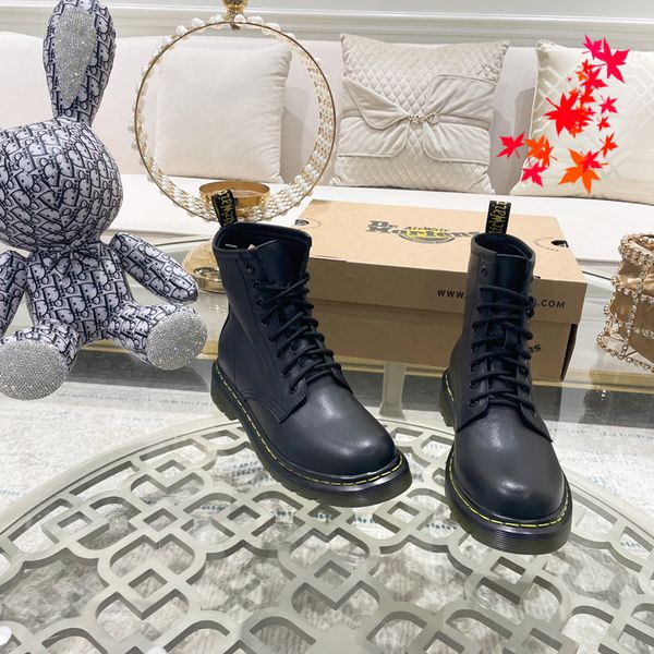 2022 winter women dress boots high heels design leather boot knitted sock-like flats biker luxury designer shoes tall ankle booties with log, Black
2022 winter women dress boots high heels design leather boot knitted sock-like flats biker luxury designer shoes tall ankle booties with log, Black