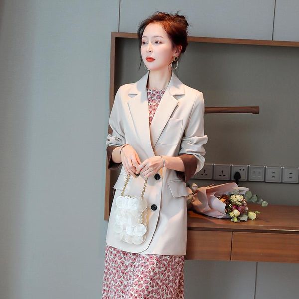 ladies office pocket jacket fashion loose small suit female solid color british style blazer women's suits & blazers, White;black
ladies office pocket jacket fashion loose small suit female solid color british style blazer women's suits & blazers, White;black