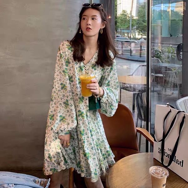 vintage floral dress elegant chiffon green puff long sleeve v neck midi fall es for women 210510, Black;gray
vintage floral dress elegant chiffon green puff long sleeve v neck midi fall es for women 210510, Black;gray