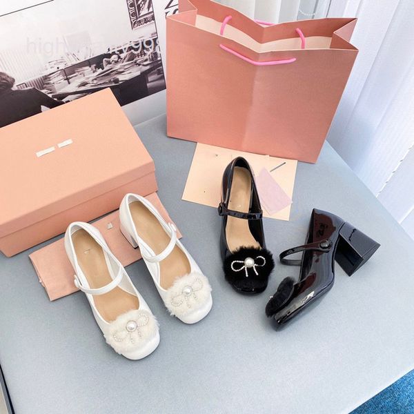 dress shoes high end quality style mary jane medium thick heels high heel one button pearl shallow mouth square head patent leather single s, Black
dress shoes high end quality style mary jane medium thick heels high heel one button pearl shallow mouth square head patent leather single s, Black