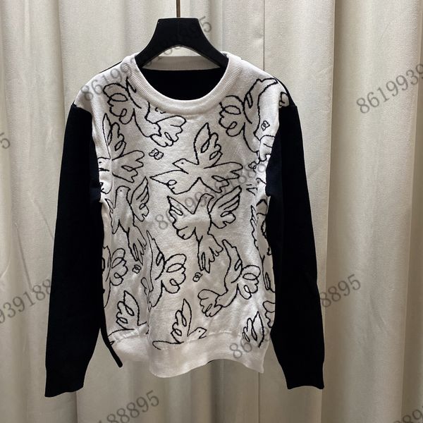 autumn luxury womens pullover clothing knitting cardigan double f jacket sweaters high-end designer female christmas sweater for women size, White;black
autumn luxury womens pullover clothing knitting cardigan double f jacket sweaters high-end designer female christmas sweater for women size, White;black