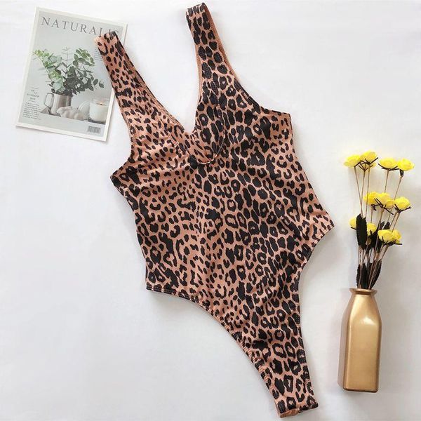 one-piece suits women hollow bikini deep v-neck color block monokini leopard splicing swimsuit backless o-ring twist knot beachwear
one-piece suits women hollow bikini deep v-neck color block monokini leopard splicing swimsuit backless o-ring twist knot beachwear