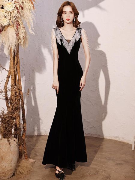 women banquet evening dress 2021 tassel temperament black long fishtail skirt autumn and winter ethnic clothing, Red
women banquet evening dress 2021 tassel temperament black long fishtail skirt autumn and winter ethnic clothing, Red