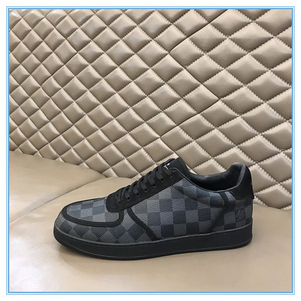 luxury designer men sneaker leisure shoes low leather sneakers colors options ace shoe walking sports trainers size 38-44, Black
luxury designer men sneaker leisure shoes low leather sneakers colors options ace shoe walking sports trainers size 38-44, Black