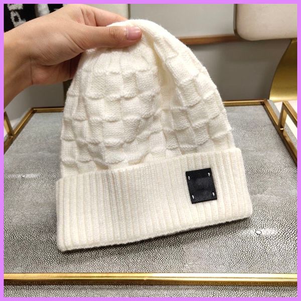 2021 soild knitted hat street fashion baseball cap women designer casquette sports caps hats mens wool bucket hat winter plaid hut d2110206f, Blue;gray
2021 soild knitted hat street fashion baseball cap women designer casquette sports caps hats mens wool bucket hat winter plaid hut d2110206f, Blue;gray