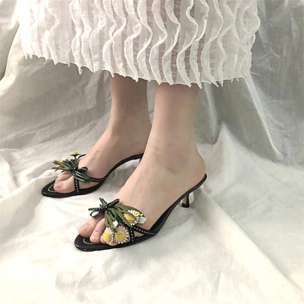 dress shoes conasco women vintage sandals flowers decoration fashion slippers genuine leather summer prom party woman, Black
dress shoes conasco women vintage sandals flowers decoration fashion slippers genuine leather summer prom party woman, Black