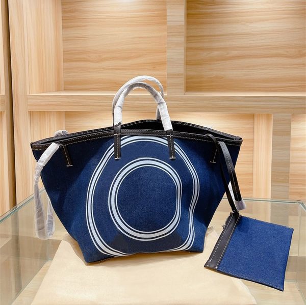 2021 designer bags classic original denim beach bag large shopping totes wallet women one shoulder tote handbag size 30 * 25cm
2021 designer bags classic original denim beach bag large shopping totes wallet women one shoulder tote handbag size 30 * 25cm