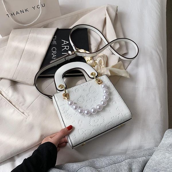 evening bags texture handbag women's bag 2021 brand fashion pearl one-shoulder female net celebrity simple messenger small square
evening bags texture handbag women's bag 2021 brand fashion pearl one-shoulder female net celebrity simple messenger small square