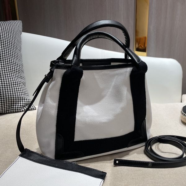 handbag designer luxury shoulder bags tote bag handbags high-quality different colors canvas various styles fashion brand with original box
handbag designer luxury shoulder bags tote bag handbags high-quality different colors canvas various styles fashion brand with original box