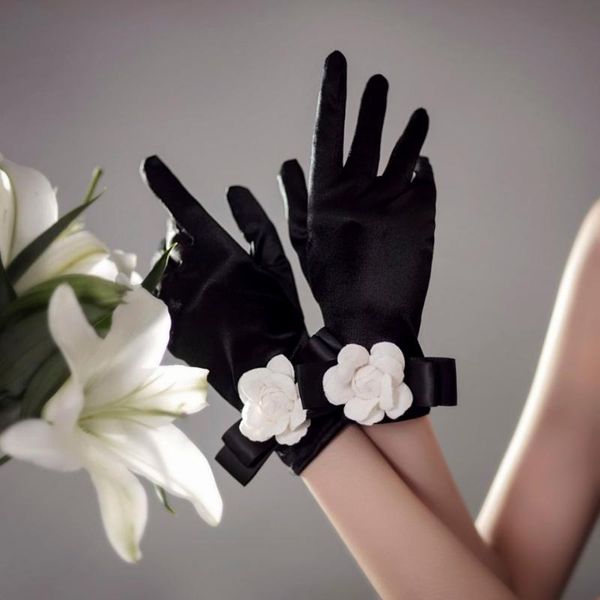 five fingers gloves cute flower winter women mittens female big summer driving, Blue;gray
five fingers gloves cute flower winter women mittens female big summer driving, Blue;gray