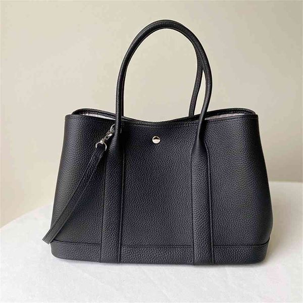 women luxurys designers bags 2021 simple layer lychee grain cowhide portable casual leather o designer handbag handbags totes crossbody bag
women luxurys designers bags 2021 simple layer lychee grain cowhide portable casual leather o designer handbag handbags totes crossbody bag