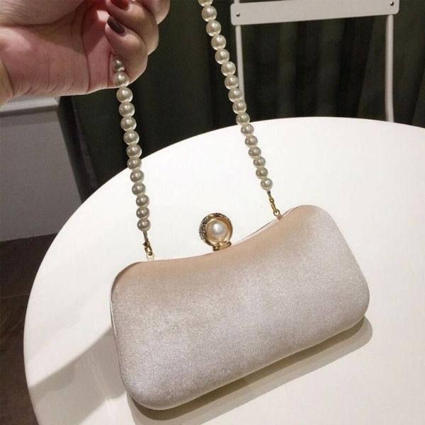 dinner bag women's ladies banquet clutch with dress cheongsam versatile handbag small evening purse bags
dinner bag women's ladies banquet clutch with dress cheongsam versatile handbag small evening purse bags