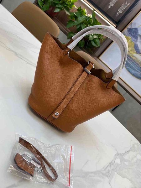 70% off summer style brown litchi pattern soft handle type korean bucket bag open pocket solid small zero wallet huf4 9232
70% off summer style brown litchi pattern soft handle type korean bucket bag open pocket solid small zero wallet huf4 9232