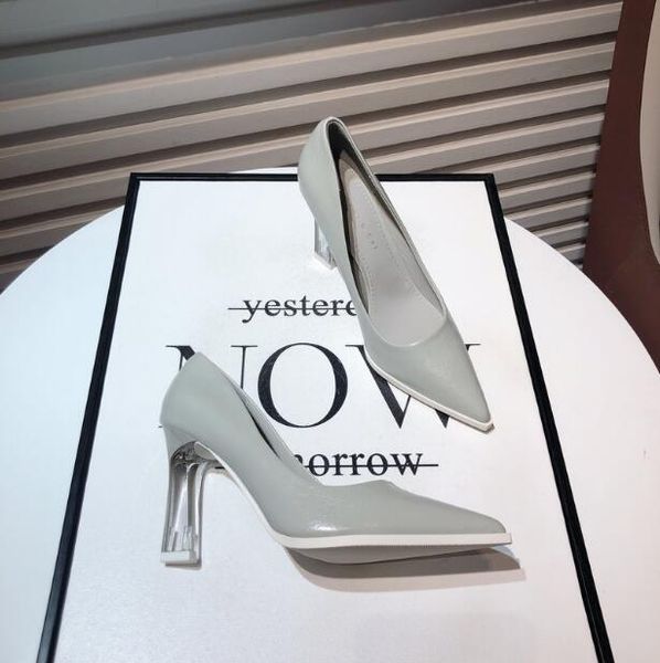 luxury designer women princess shoes clear crystal high heels 8 cm pumps shallow mouth slip-on pointed toe lady office & career party single, Black
luxury designer women princess shoes clear crystal high heels 8 cm pumps shallow mouth slip-on pointed toe lady office & career party single, Black