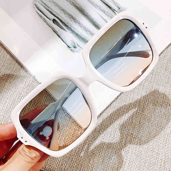 sunglasses vintage rivet gradient white leoaprd sunglasses for women new luxury brand square sun glasses female elegant shades men eyewear, White;black
sunglasses vintage rivet gradient white leoaprd sunglasses for women new luxury brand square sun glasses female elegant shades men eyewear, White;black