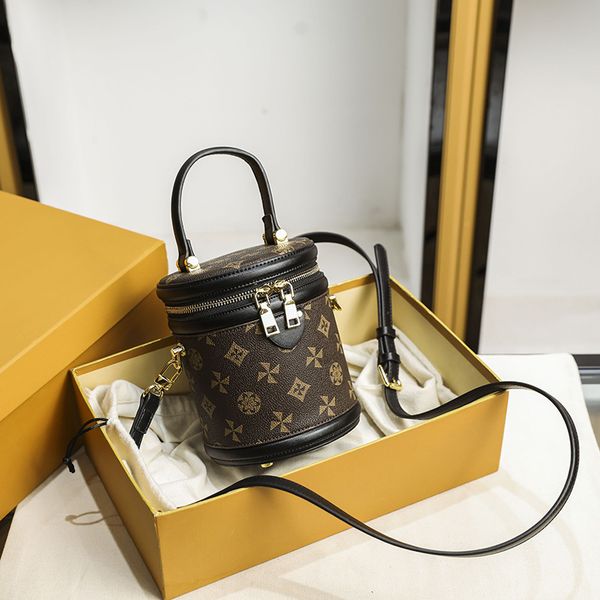 2021 new all-match large-capacity cylinder messenger bag ladies portable bucket bag purses and handbags luxury designer sac luxe
2021 new all-match large-capacity cylinder messenger bag ladies portable bucket bag purses and handbags luxury designer sac luxe