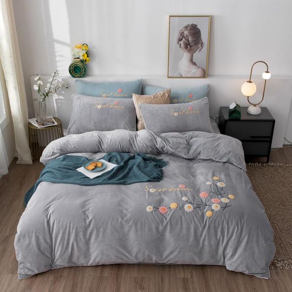 bedding sets blooming flowers towel embroidery winter velvet flannel fleece set double duvet cover bed sheet pillowcase home textile
bedding sets blooming flowers towel embroidery winter velvet flannel fleece set double duvet cover bed sheet pillowcase home textile