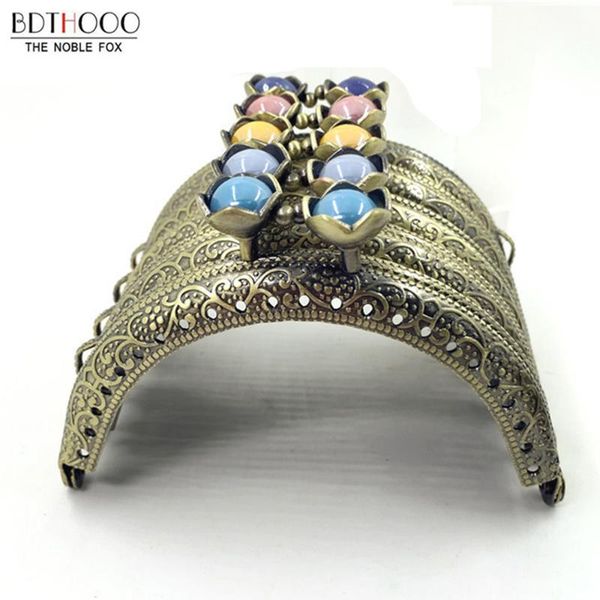 bag parts & accessories 10pcs 8.5cm metal frames lotus flower head purse kiss clasp clutch bags part diy clasps coin handle, Black
bag parts & accessories 10pcs 8.5cm metal frames lotus flower head purse kiss clasp clutch bags part diy clasps coin handle, Black