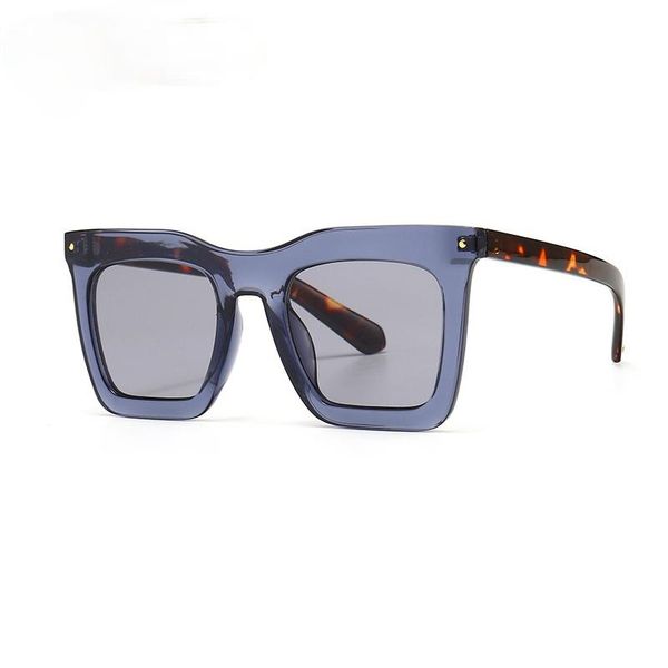sunglasses vintage rivet square sunglases women fashion modern big frame sun glasses men brand shades oculos feminino uv400, White;black
sunglasses vintage rivet square sunglases women fashion modern big frame sun glasses men brand shades oculos feminino uv400, White;black