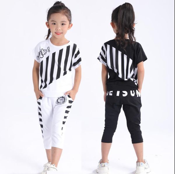 pure cotton summer clothes for boys and girls new 2021 children korean short-sleeved suit big boy siblings childrens sports two, White
pure cotton summer clothes for boys and girls new 2021 children korean short-sleeved suit big boy siblings childrens sports two, White
