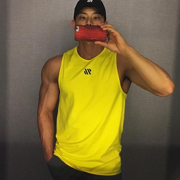 men bodybuilding male tank gyms workout fitness sleeveless shirt running clothes stringer singlet summer casual vest, White;black
men bodybuilding male tank gyms workout fitness sleeveless shirt running clothes stringer singlet summer casual vest, White;black