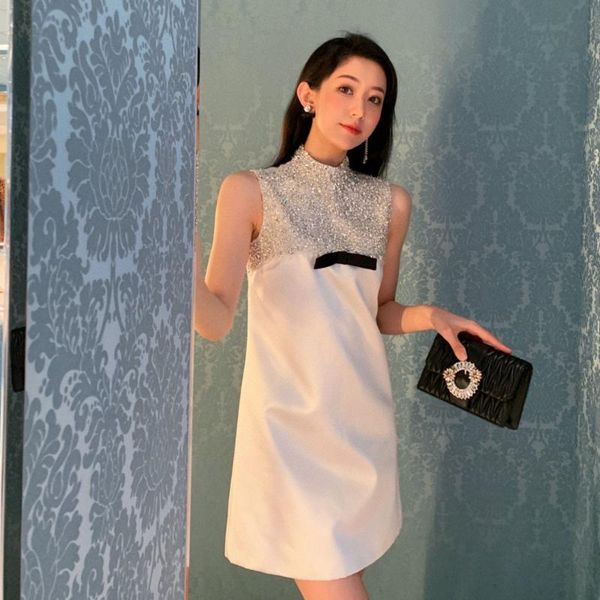 casual dresses 2021 elegant laides stand collar crystal beaded sleeveless white tank a line dress women party, Black;gray
casual dresses 2021 elegant laides stand collar crystal beaded sleeveless white tank a line dress women party, Black;gray
