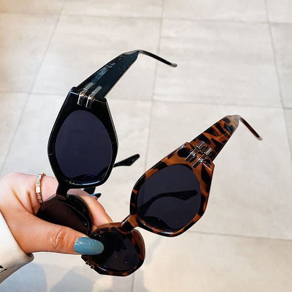 luxury designer sunglasses so&ei fashion irregular cat eye women vintage oval blue tea eyewear men shades uv400 sun glasses 0622, White;black
luxury designer sunglasses so&ei fashion irregular cat eye women vintage oval blue tea eyewear men shades uv400 sun glasses 0622, White;black