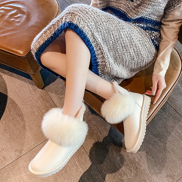 45.46.47 size new fox fur snow boots women double face wool leather autumn middle boots waterproof cowhide snow boots womens cotton shoes, Black
45.46.47 size new fox fur snow boots women double face wool leather autumn middle boots waterproof cowhide snow boots womens cotton shoes, Black