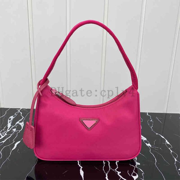 summer 2021 high sense shoulder bags fashion simple versatile messenger bag chain casual portable womens handbag
summer 2021 high sense shoulder bags fashion simple versatile messenger bag chain casual portable womens handbag