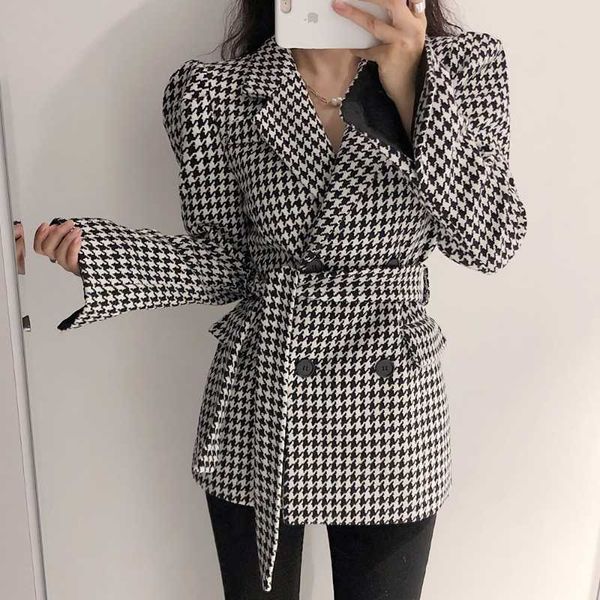 women's suits & blazers women slim plaid belted 2021 woolen autumn winter full puff sleeve double-breasted female jackets stylish blaze, White;black
women's suits & blazers women slim plaid belted 2021 woolen autumn winter full puff sleeve double-breasted female jackets stylish blaze, White;black