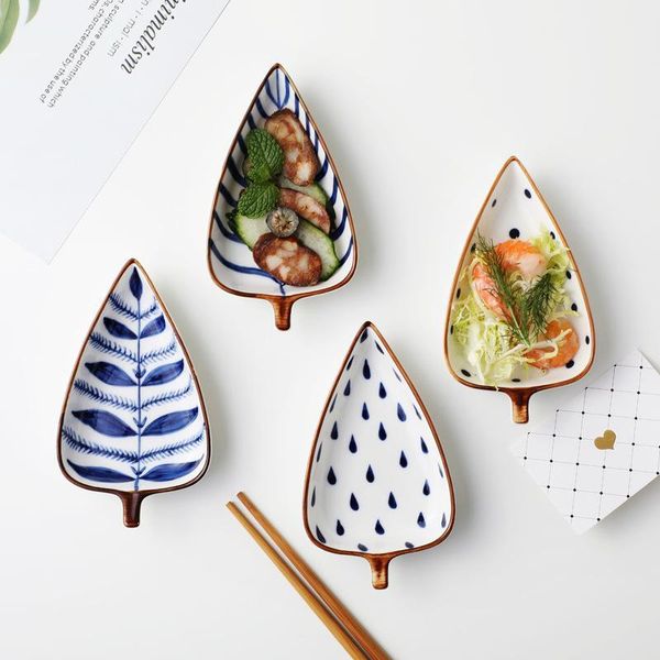 4pcs/set leaf shape ceramic dish kitchen multi-purpose sauce dishes seasoning plate vinegar tableware snack bowls 
4pcs/set leaf shape ceramic dish kitchen multi-purpose sauce dishes seasoning plate vinegar tableware snack bowls