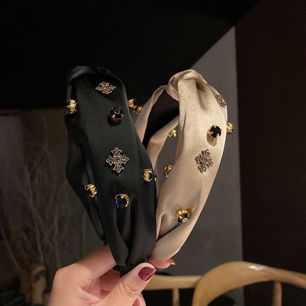 fashion minority design silk black diamond crystal hairband versatile simple student headband net red fashion hair accessories, Golden;silver
fashion minority design silk black diamond crystal hairband versatile simple student headband net red fashion hair accessories, Golden;silver