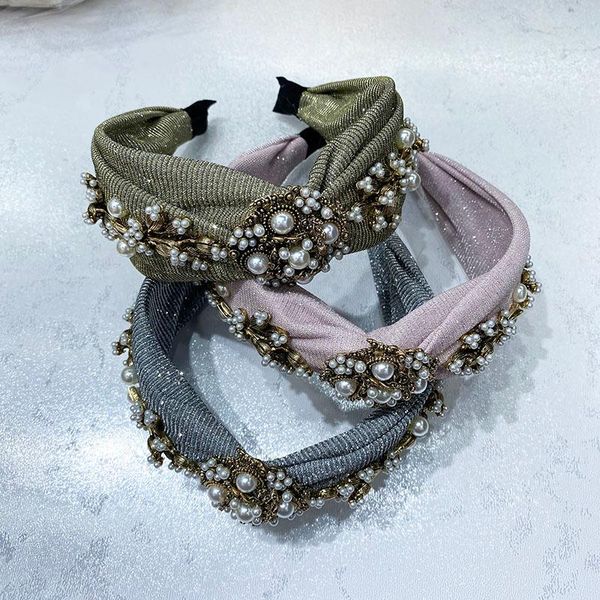 hair clips & barrettes luxury fabric bridal retro large bridesmaid tie tiara white zirconia plated crown / headband for prom, Golden;silver
hair clips & barrettes luxury fabric bridal retro large bridesmaid tie tiara white zirconia plated crown / headband for prom, Golden;silver