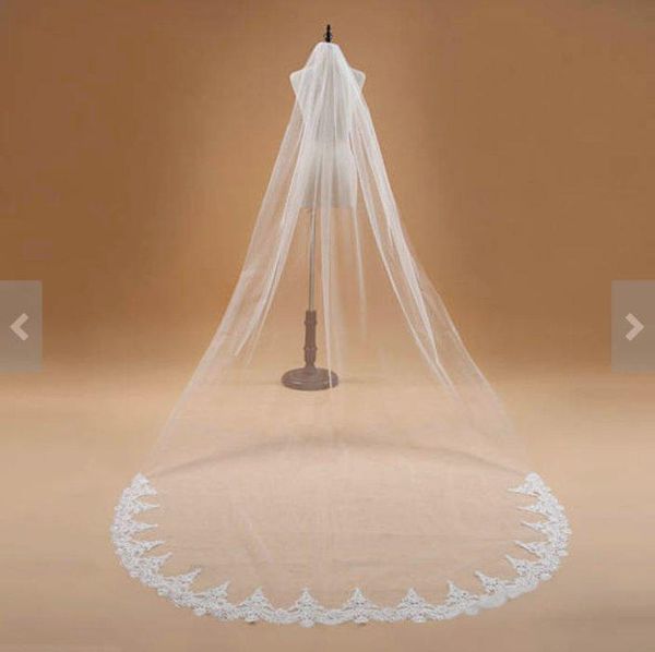 bridal veils beautiful long veil with lace at the edge cathedral length white ivory &comb, Black
bridal veils beautiful long veil with lace at the edge cathedral length white ivory &comb, Black