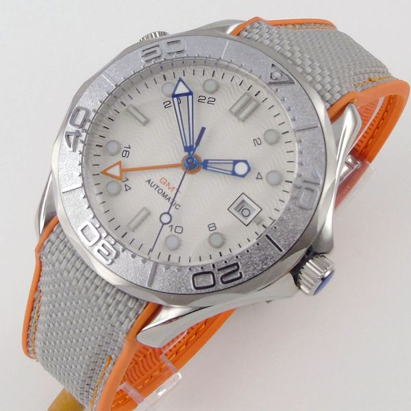 41mm bliger automatic clock gmt white wave dial saffier date aluminium bezel insert rubber tape screw in crown, Slivery;brown
41mm bliger automatic clock gmt white wave dial saffier date aluminium bezel insert rubber tape screw in crown, Slivery;brown