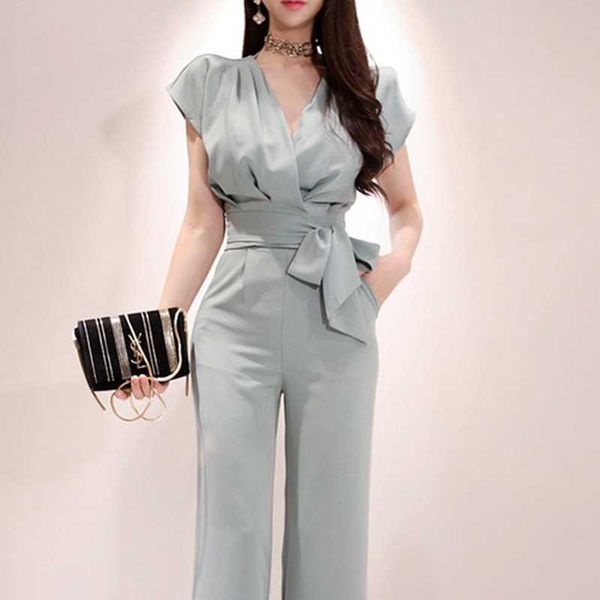 korean elegant cold shoulder lace tie shirt +high waist wide leg long pants office suit 2-piece set 210525, White
korean elegant cold shoulder lace tie shirt +high waist wide leg long pants office suit 2-piece set 210525, White