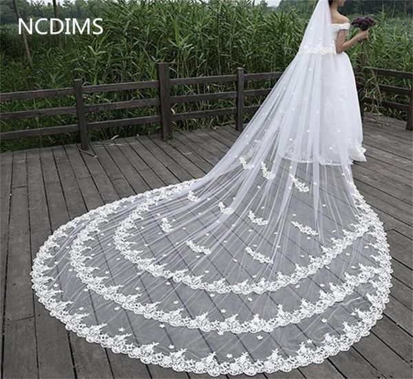 bridal veils 2021 designed wedding lace appliqued cathedral length with comb custom made two layers veil, Black
bridal veils 2021 designed wedding lace appliqued cathedral length with comb custom made two layers veil, Black