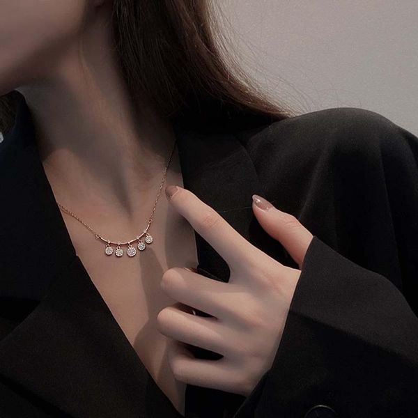 pendant necklaces small design sense round titanium steel necklace female non-fading simple temperament high net red clavicle chain, Silver
pendant necklaces small design sense round titanium steel necklace female non-fading simple temperament high net red clavicle chain, Silver