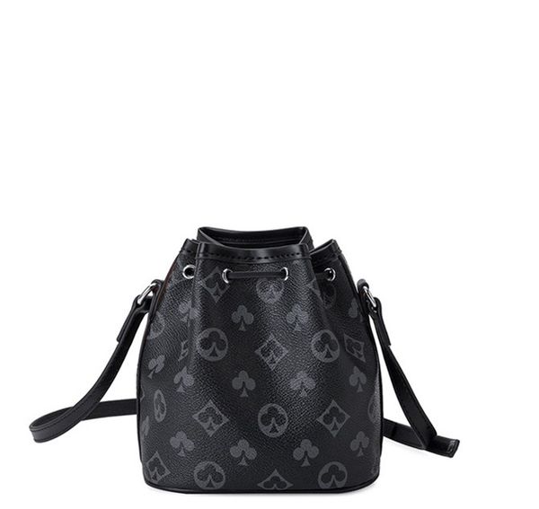shoulder bag for women messenger with crossbody sling chain strap plaid mahjong designer brand pu leather vintage handbags
shoulder bag for women messenger with crossbody sling chain strap plaid mahjong designer brand pu leather vintage handbags