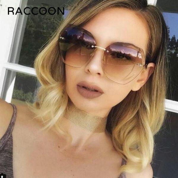 sunglasses brand rimless hexagon gradient 2021 women designer lens uv400 protection sun glasses vintage fashion clear h, White;black
sunglasses brand rimless hexagon gradient 2021 women designer lens uv400 protection sun glasses vintage fashion clear h, White;black