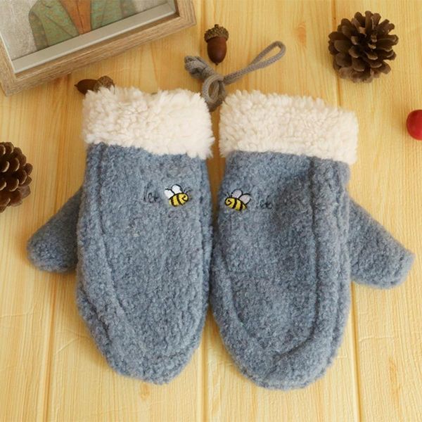 five fingers gloves 1pair of women winter keep warm cashmere lovely printing weave knitted flip show convenient mittens, Blue;gray
five fingers gloves 1pair of women winter keep warm cashmere lovely printing weave knitted flip show convenient mittens, Blue;gray