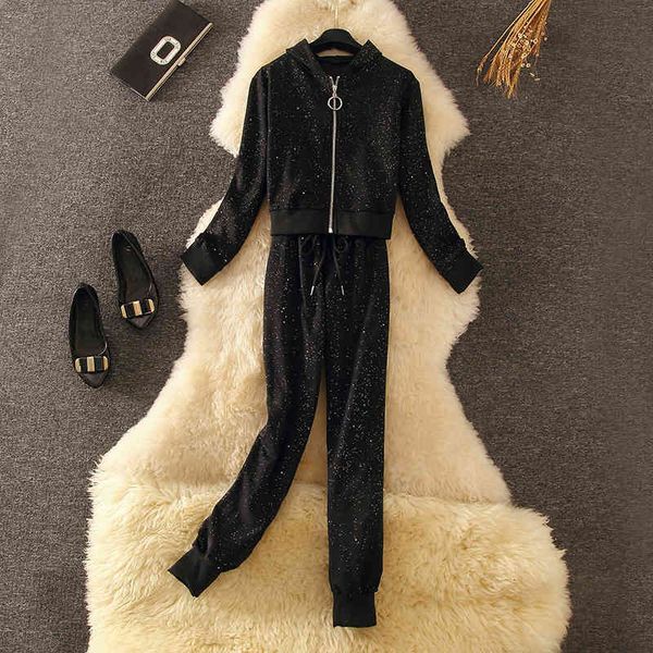 spring casual autumn bright female suit short sport with hood zip jacket + high waist pants 2 piece women's training suits, White
spring casual autumn bright female suit short sport with hood zip jacket + high waist pants 2 piece women's training suits, White