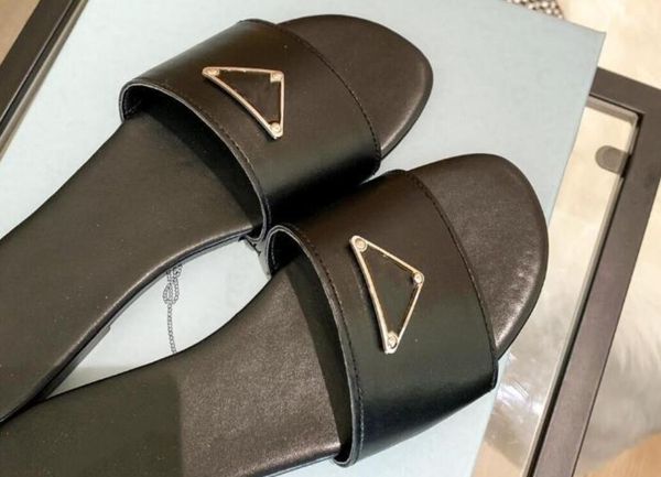 2023luxuries designer men's women's slippers sandals shoes slide summer fashion wide flat flip flops 35-42, Black
2023luxuries designer men's women's slippers sandals shoes slide summer fashion wide flat flip flops 35-42, Black