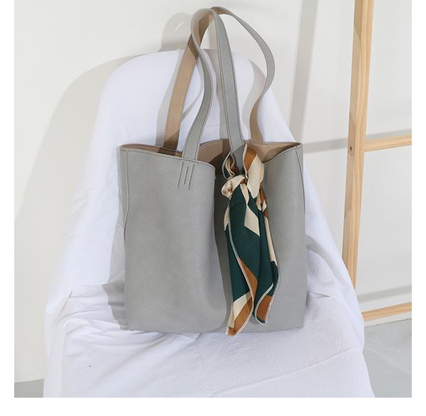 2021 women's pu leather bucklet bag xlarge casual shoulder bag can be weard both sides lady handbags
2021 women's pu leather bucklet bag xlarge casual shoulder bag can be weard both sides lady handbags
